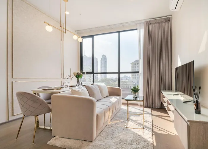 Hampton Phayathai Apartment
